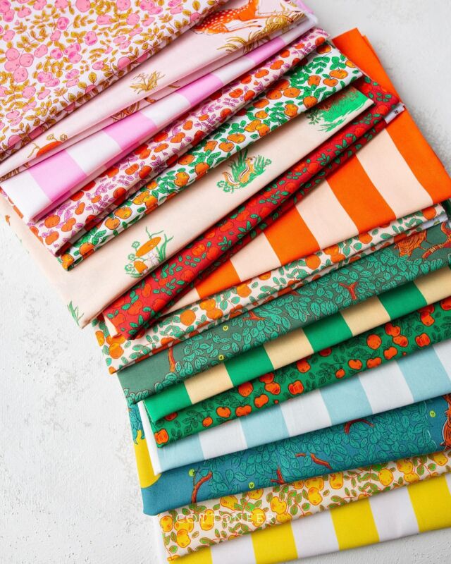 Fabrics Holland Cottoneer Sharon by Lilliput -